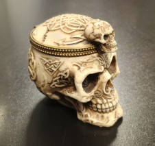 Krabička na cetky - šperkovnice LEBKA (C)