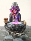 Lampa smrtka Grim reaper looks into a crystal (26cm)  