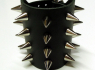 Kožený náramek stahovák čtyřřadý s hroty STX-WB142  