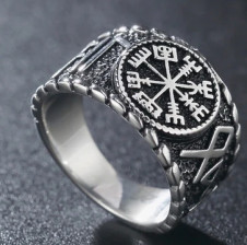 OCELOVÝ PRSTEN VIKING VEGVISIR AND RUNES - SILVER