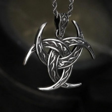 Přívěsek chirurgická ocel CELTIC CRESCENT