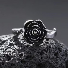 OCELOVÝ PRSTEN Gothic Rose