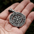 Přívěsek chirurgická ocel Vegvisir Viking Runes Rotatable   