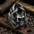 OCELOVÝ PRSTEN LEBKA Snake Wrapped Horn Skull OCELOVÝ PRSTEN LEBKA Snake Wrapped Horn Skull