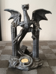 Svícen s drakem Column Dragon  
