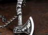 Přívěsek chirurgická ocel s vlkem VIKING Viking Axe  