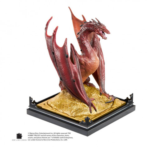 Lord of the Rings - figurka Pán prstenů - Diorama drak Šmak Smaug 17 cm  