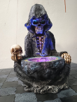 Lampa smrtka Grim reaper looks into a crystal (26cm)  