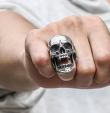OCELOVÝ PRSTEN LEBKA ROARING SKULL  