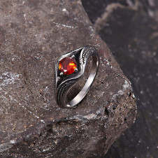 OCELOVÝ PRSTEN GEMSTONE RED EYE